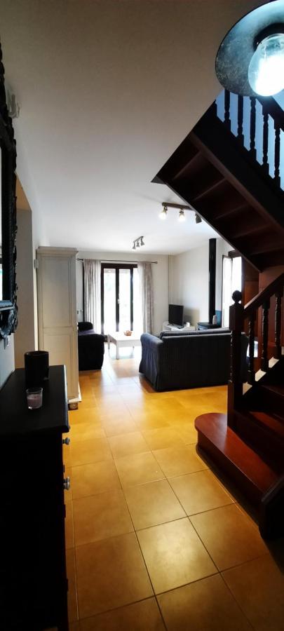 Casa En Sobarzo, Junto Al Parque De Cabarceno Villa Exteriör bild