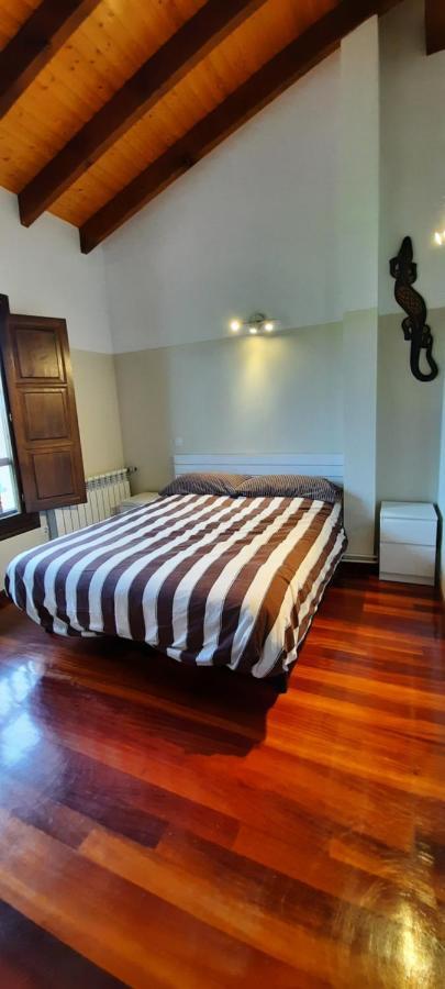 Casa En Sobarzo, Junto Al Parque De Cabarceno Villa Exteriör bild