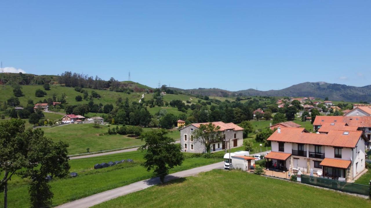 Casa En Sobarzo, Junto Al Parque De Cabarceno Villa Exteriör bild